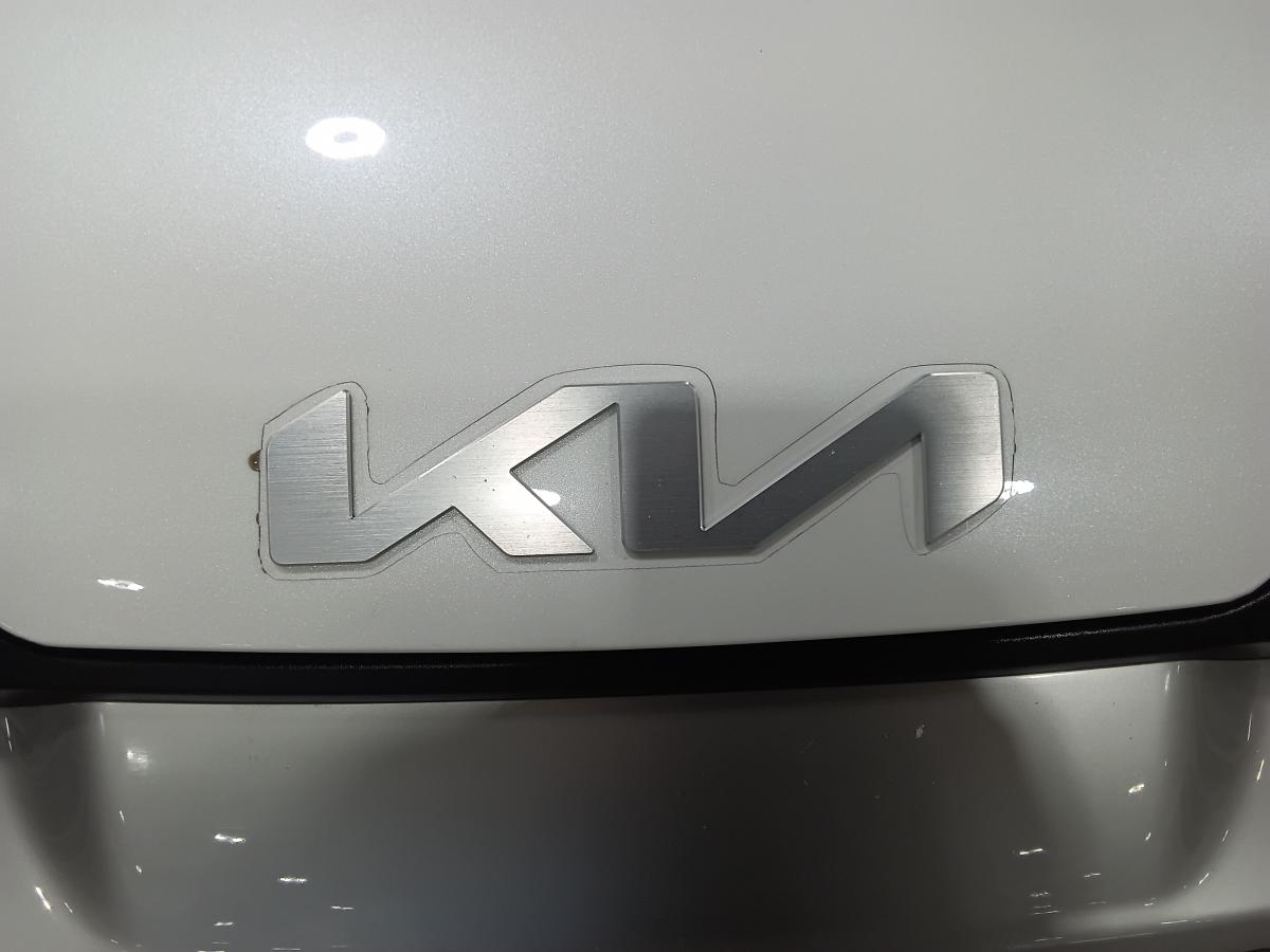 2023 Kia Sportage - Image 11