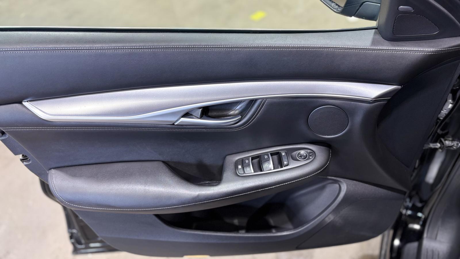 2022 Infiniti QX55 - Image 16