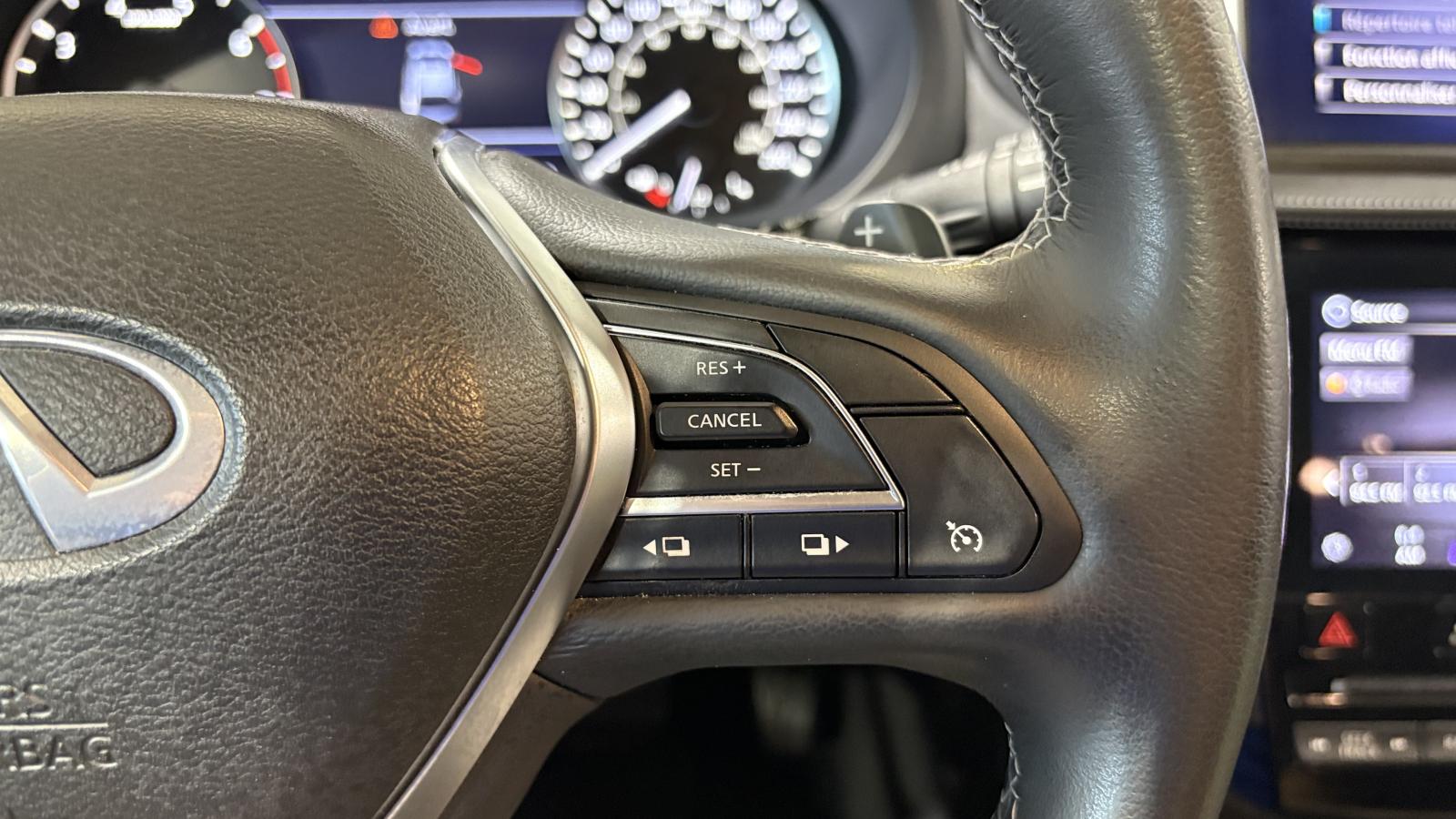 2022 Infiniti QX55 - Image 30