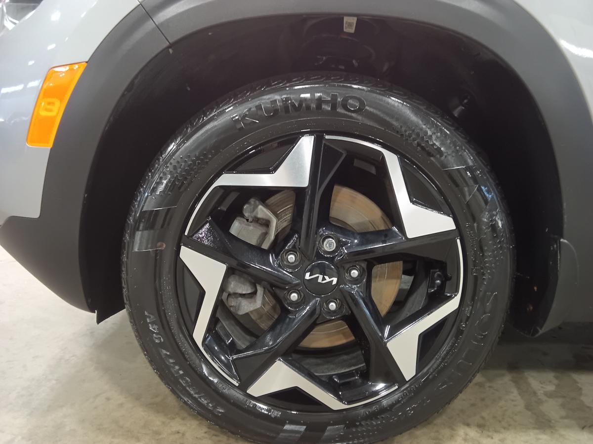 2024 Kia Seltos - Image 6