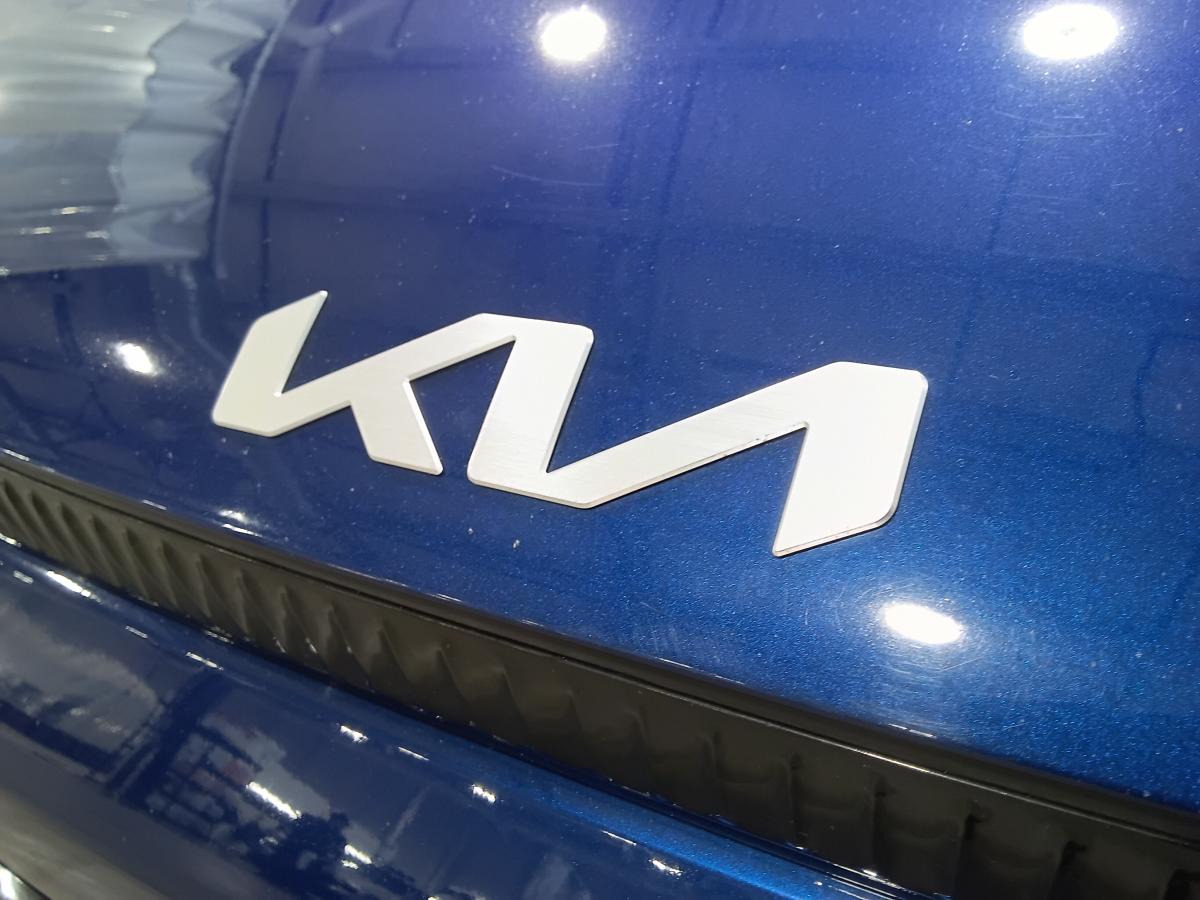 2024 Kia EV6 - Image 11
