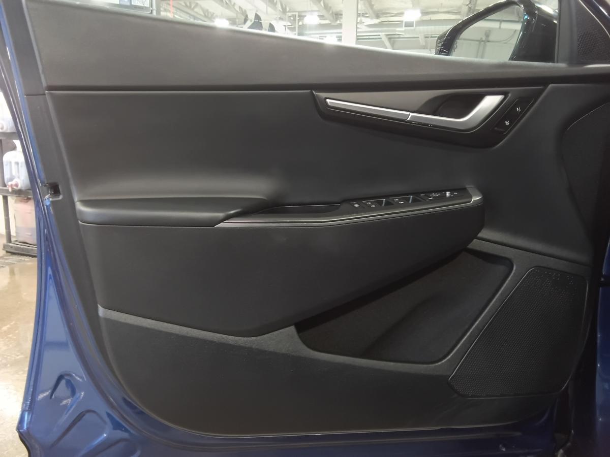 2024 Kia EV6 - Image 17