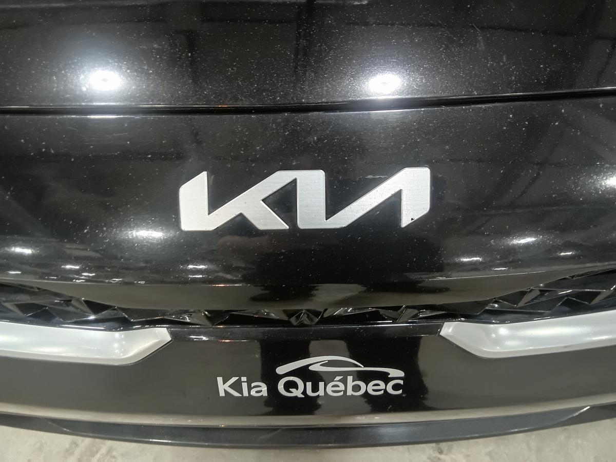 2022 Kia Forte - Image 11