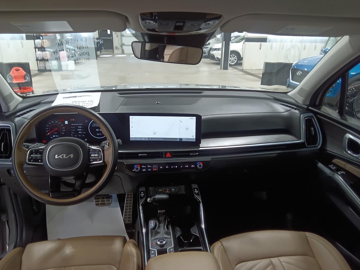 2025 Kia Sorento - Image 22
