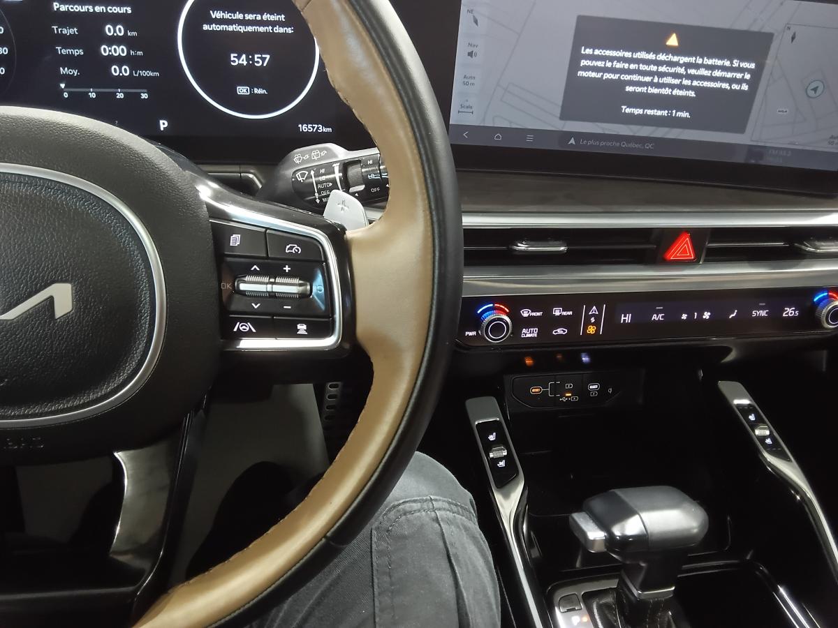 2025 Kia Sorento - Image 35