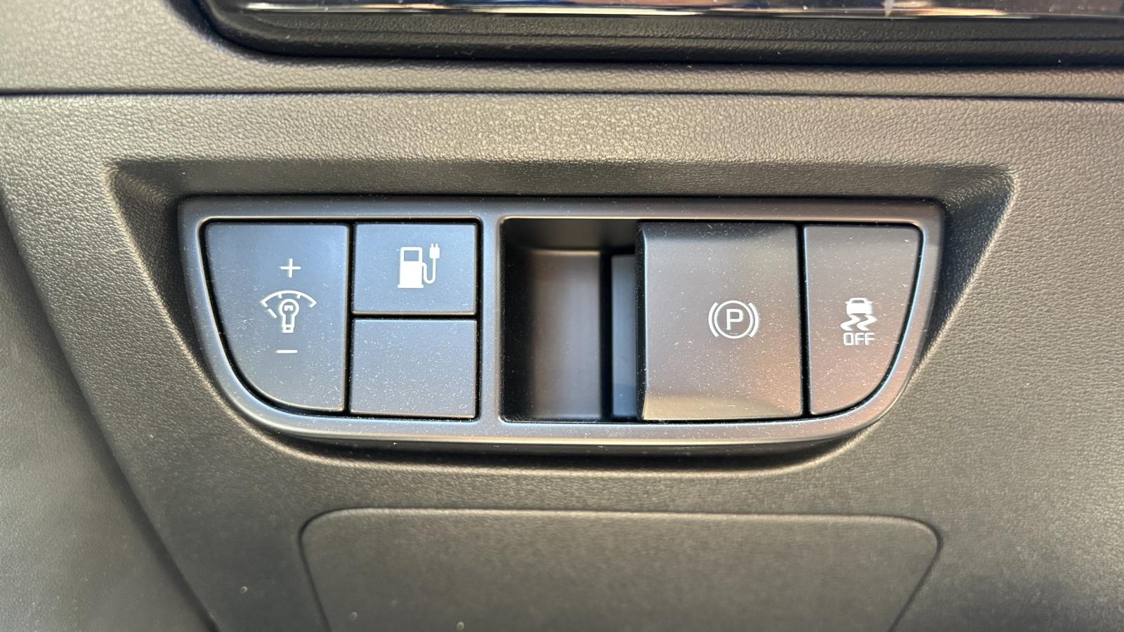 2024 Kia EV6 - Image 16