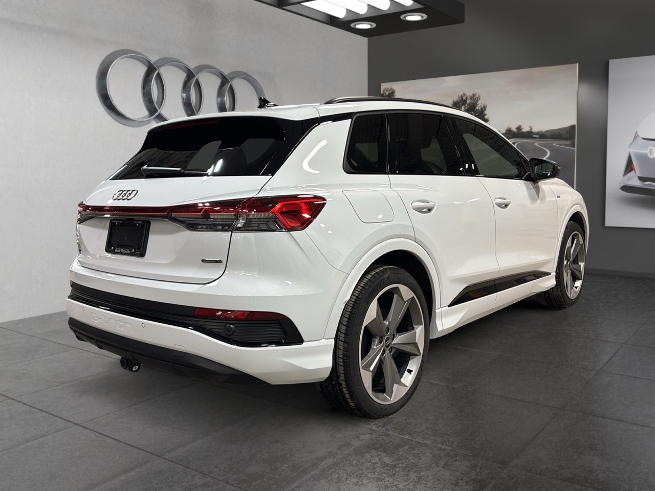 2024 Audi Q4 e-tron - Image 5