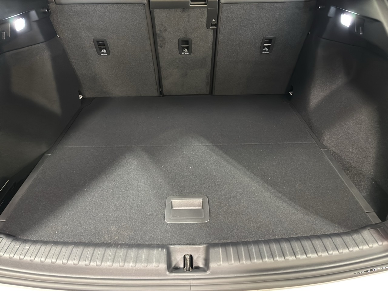 2024 Audi Q4 e-tron - Image 10
