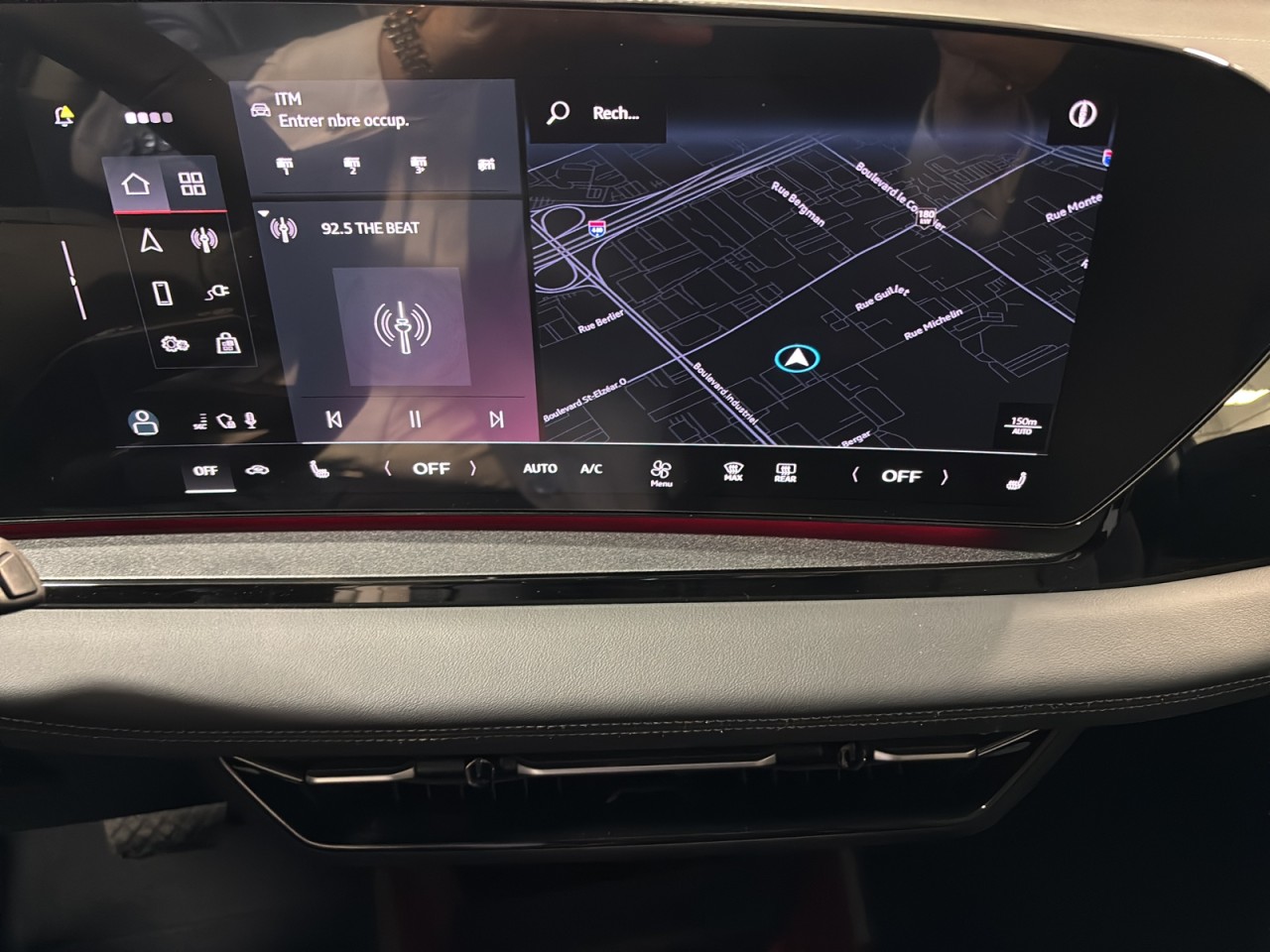 2025 Audi Q6 e-tron - Image 14