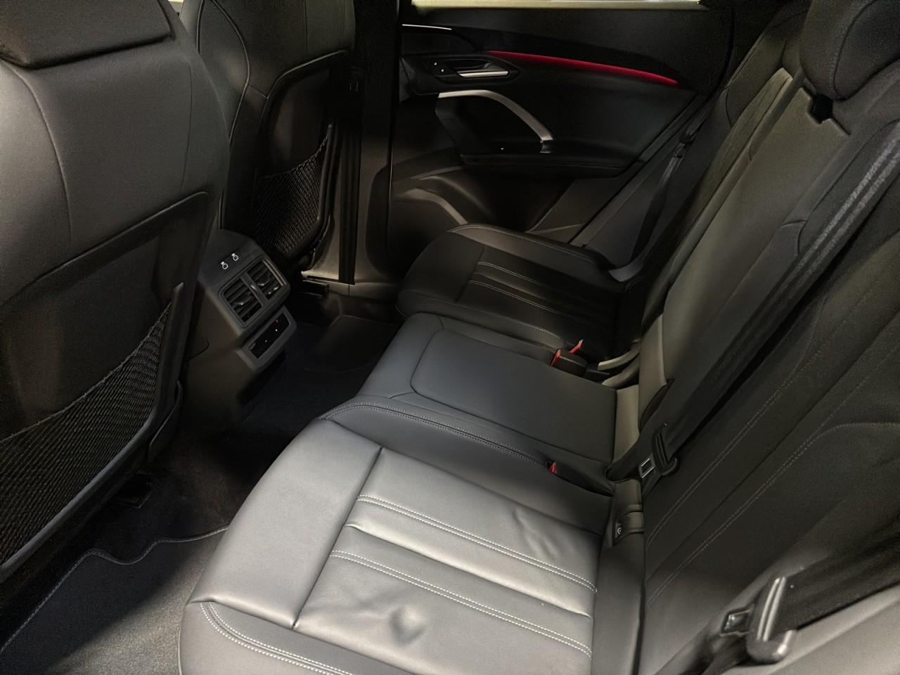 2025 Audi Q5 - Image 8