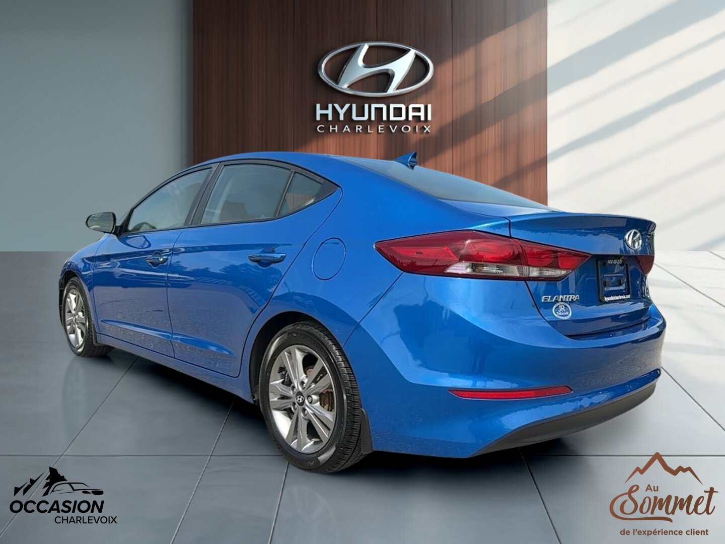 2017 Hyundai Elantra - Image 4