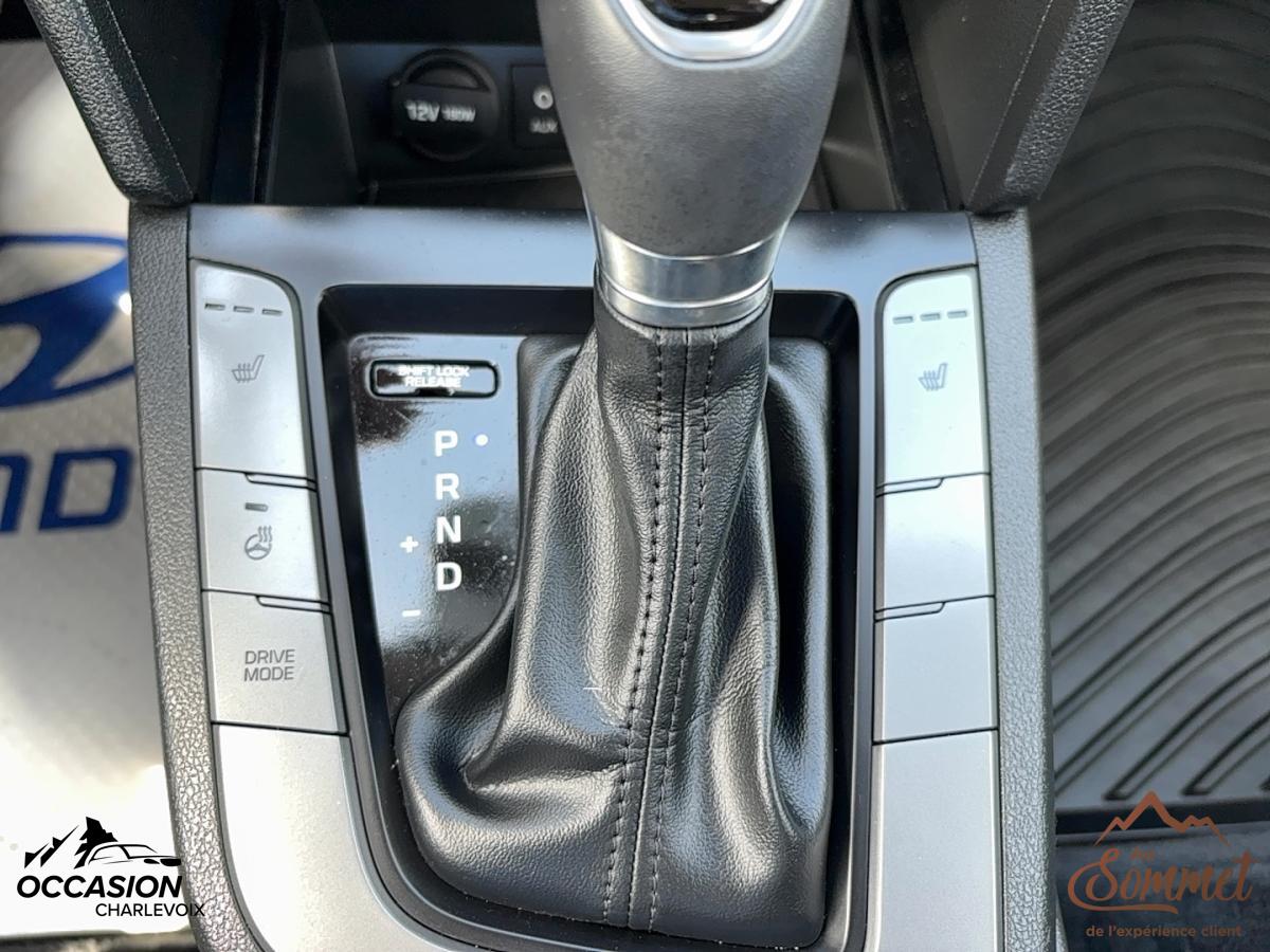 2017 Hyundai Elantra - Image 15