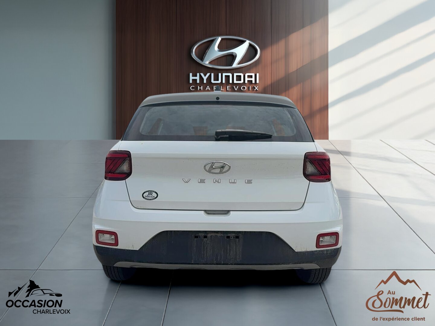 2022 Hyundai Venue - Image 3