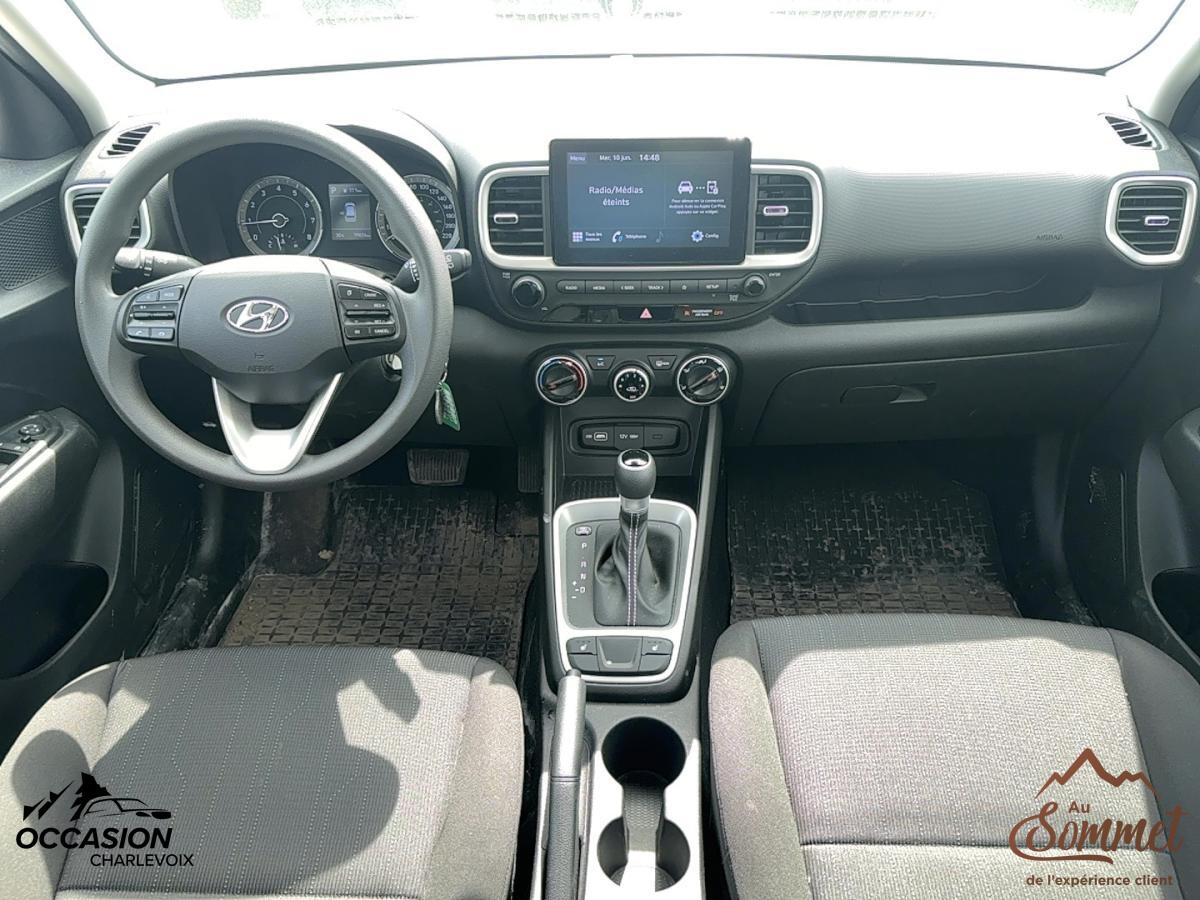 2022 Hyundai Venue - Image 6