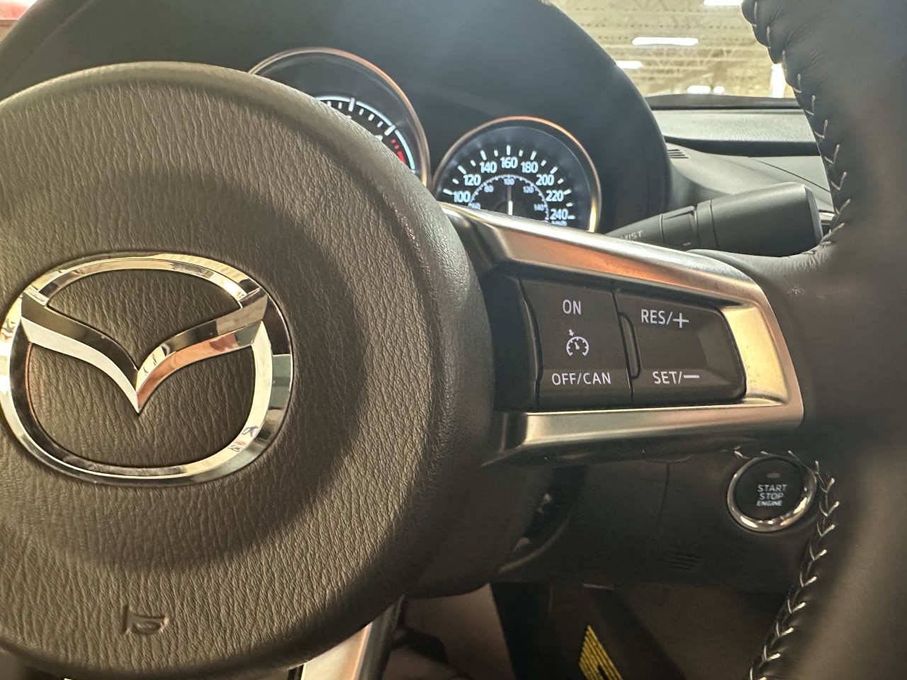 2023 Mazda MX-5 - Image 13