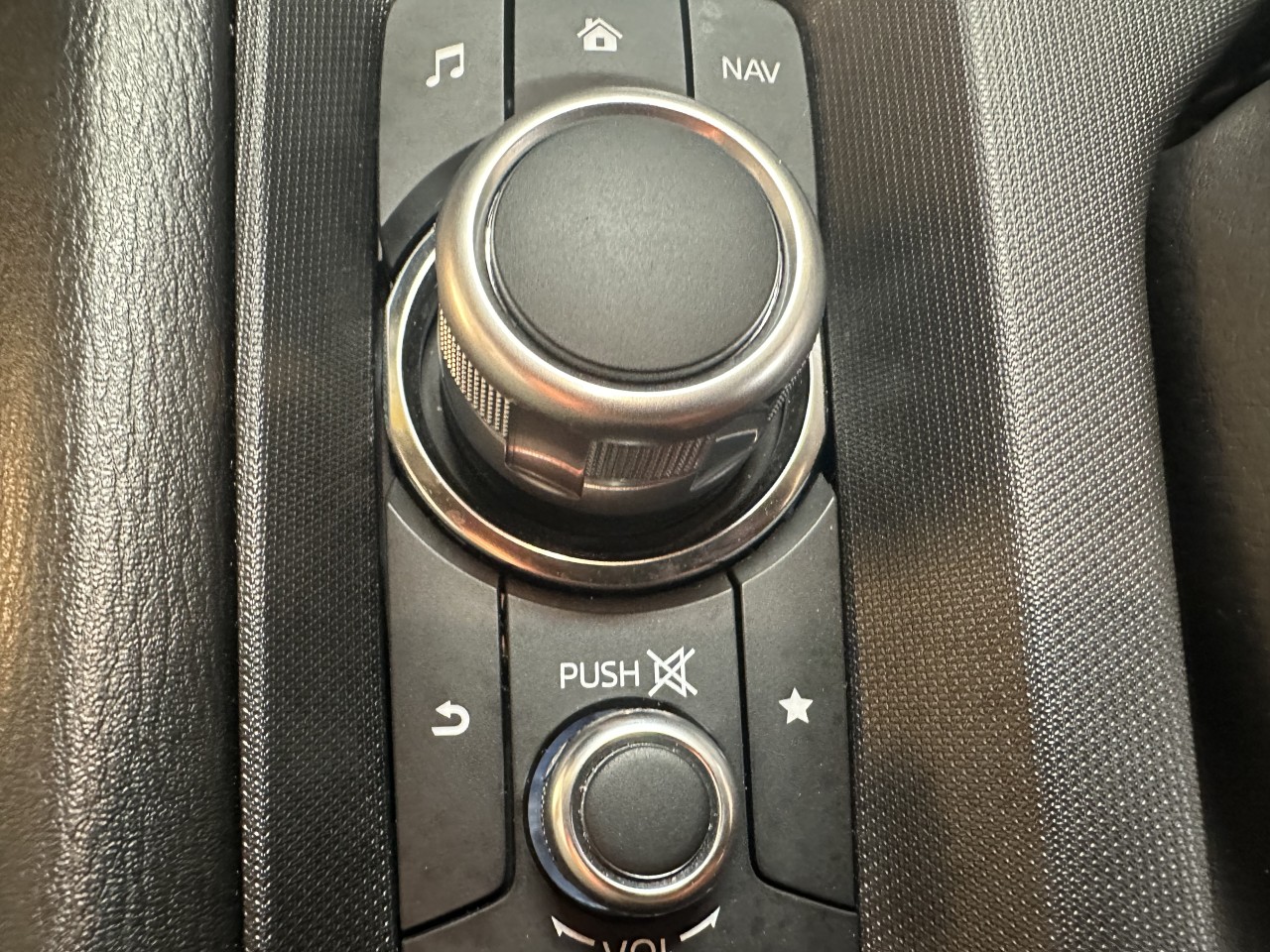 2023 Mazda MX-5 - Image 16
