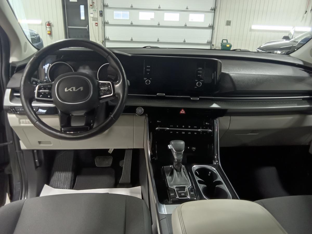 2023 Kia Carnival - Image 18