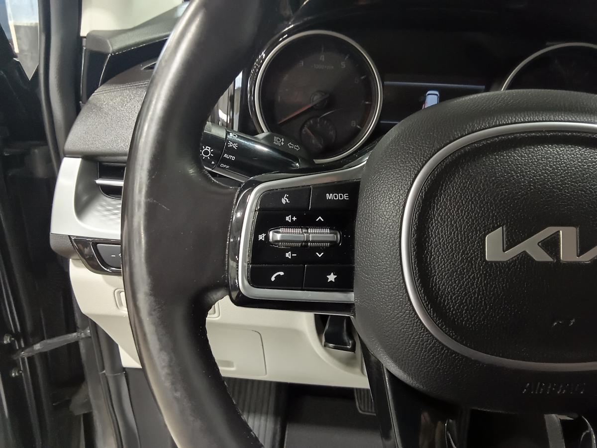 2023 Kia Carnival - Image 29