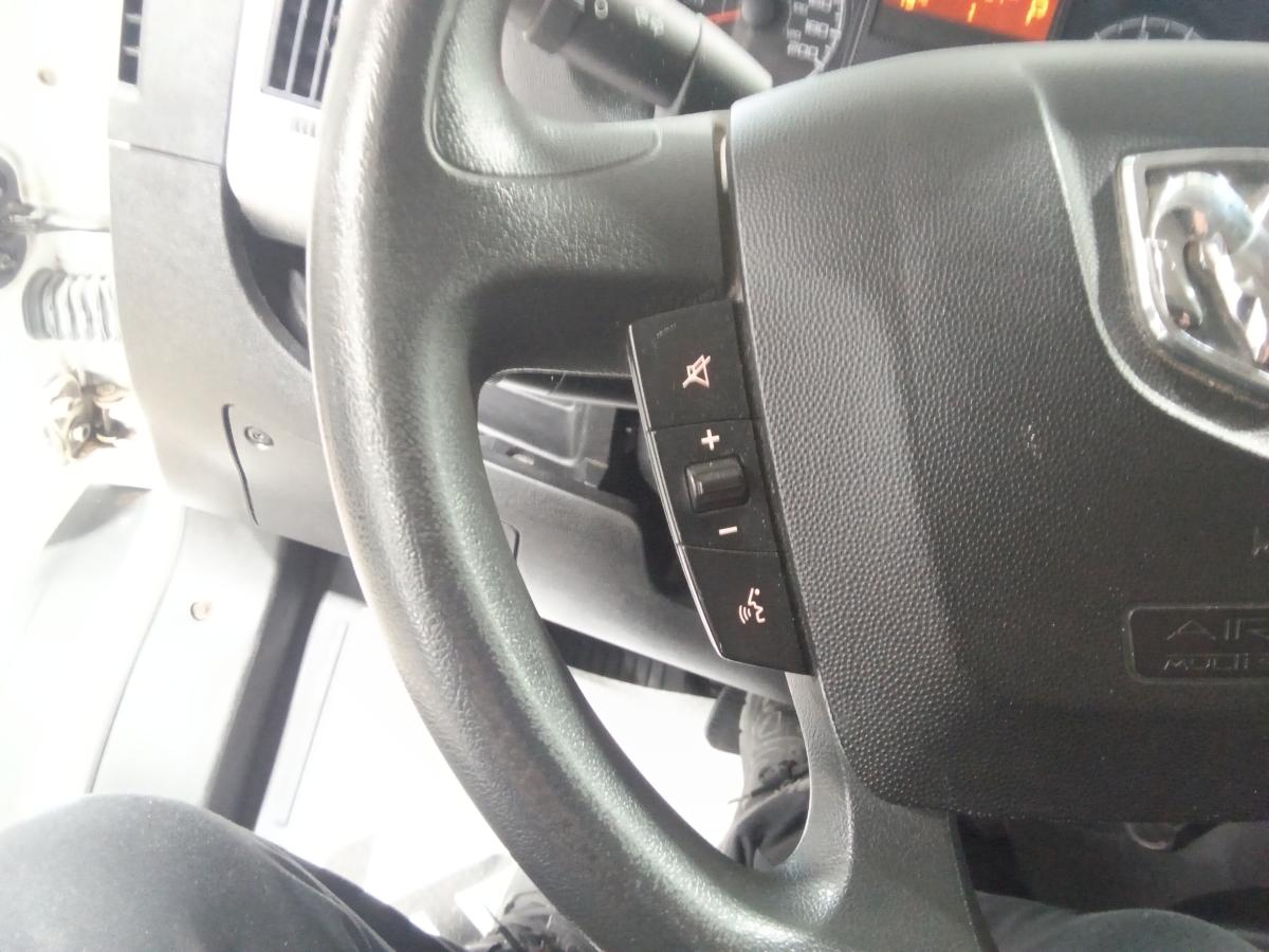 2018 RAM ProMaster Cargo Van - Image 3