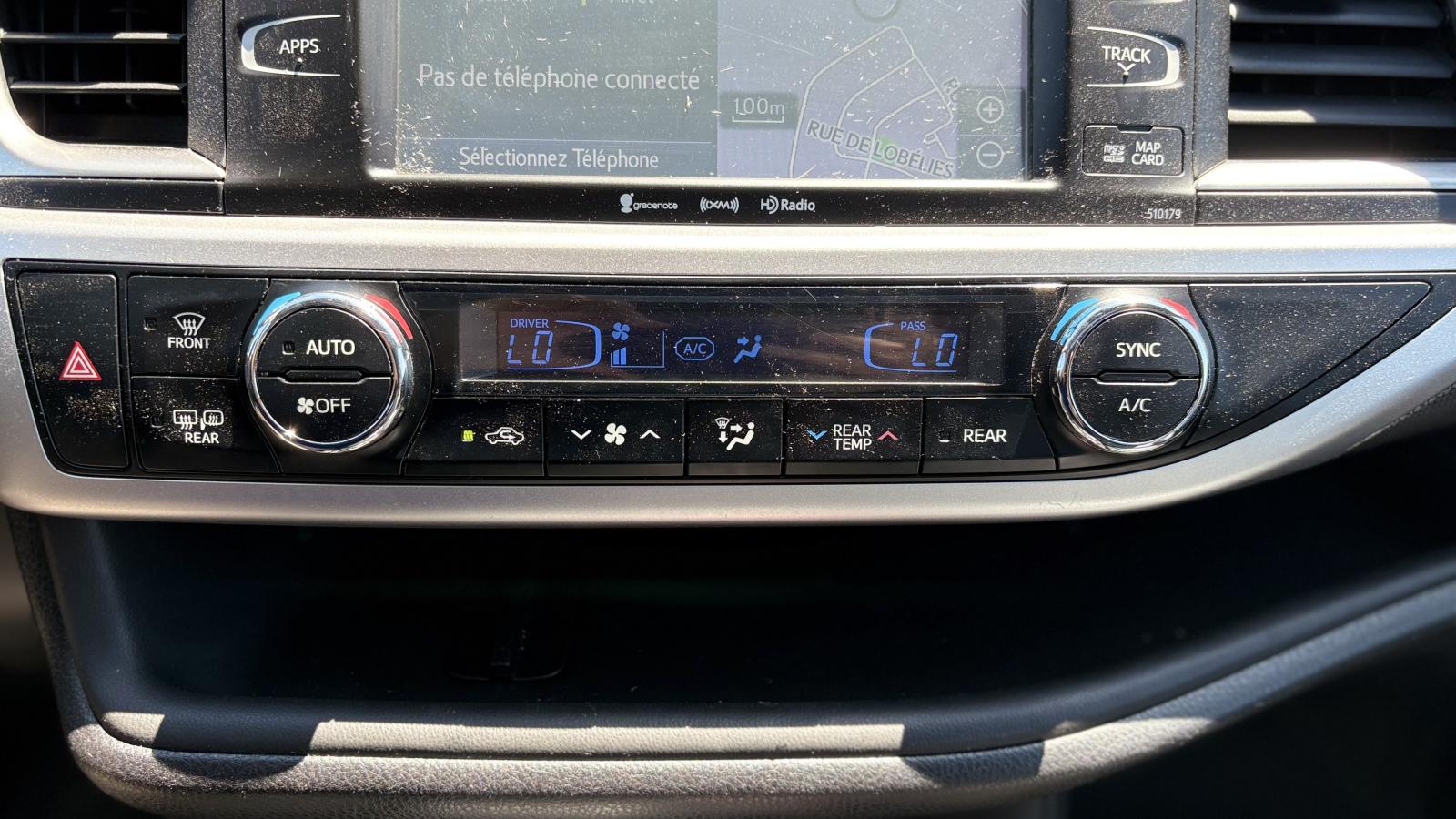 2018 Toyota Highlander - Image 26