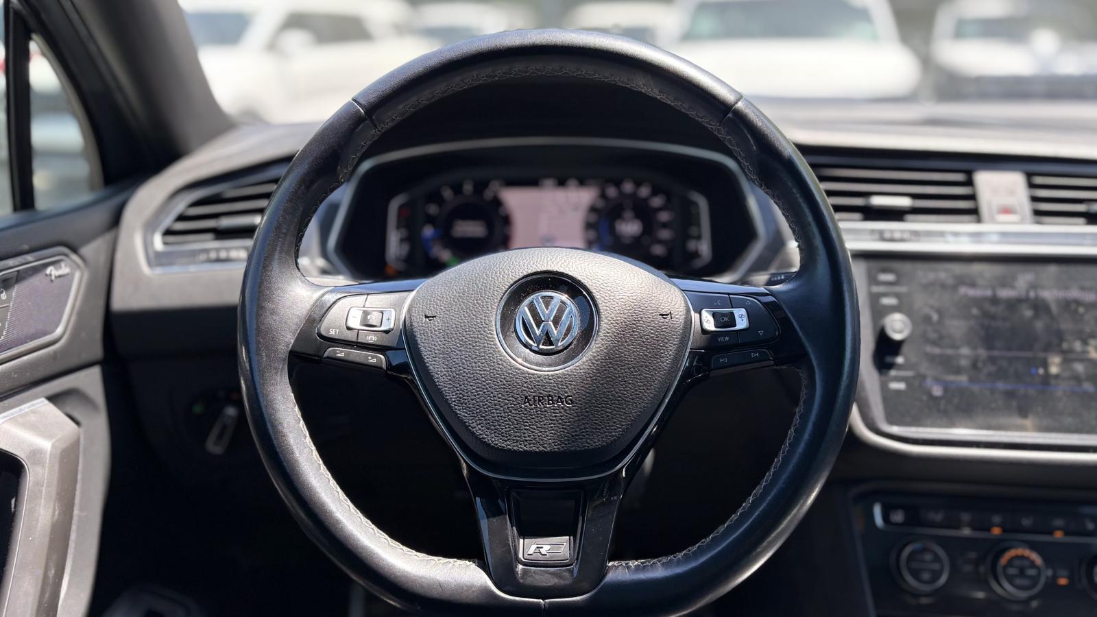 2021 Volkswagen Tiguan - Image 8