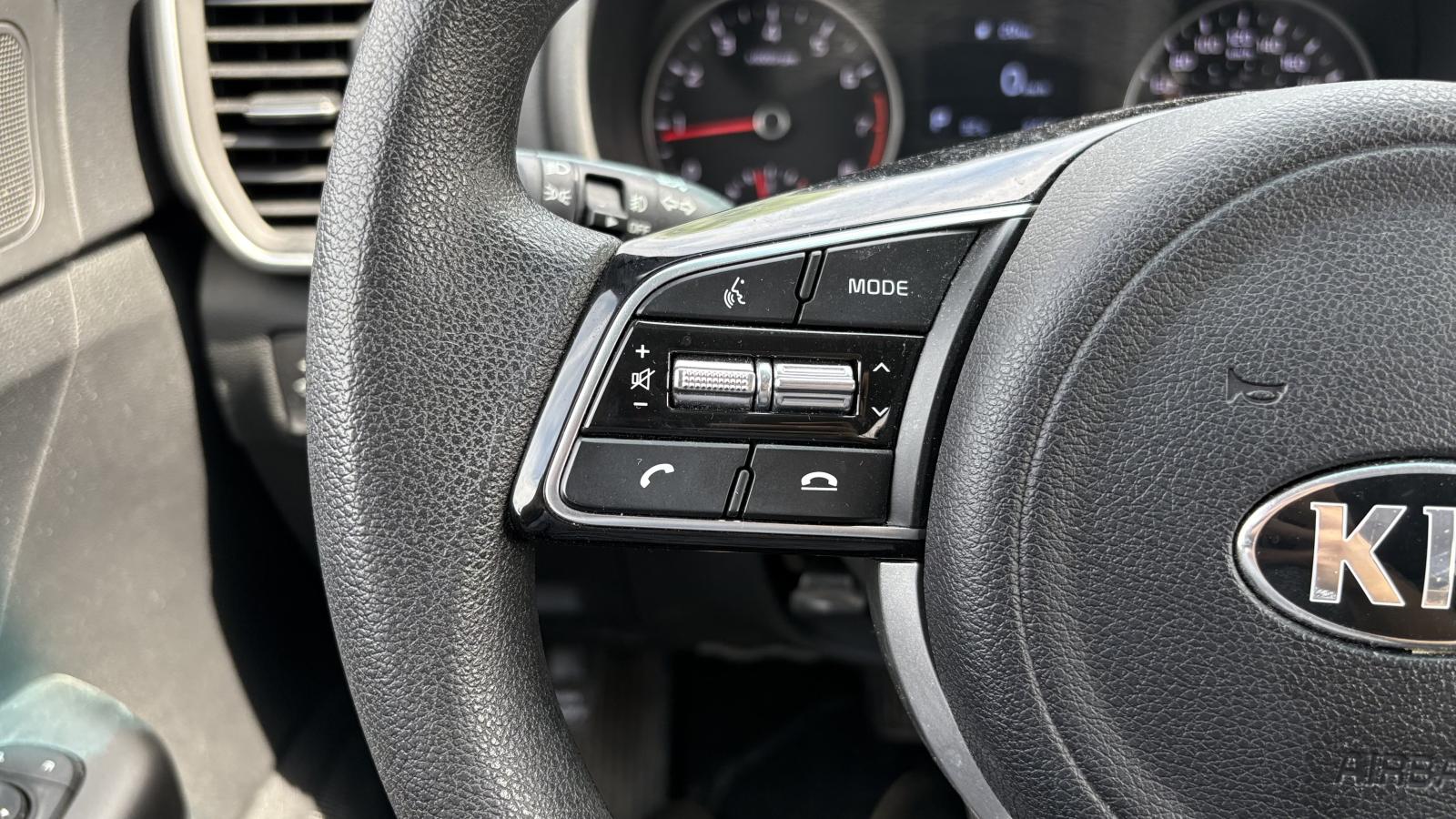 2022 Kia Sportage - Image 13