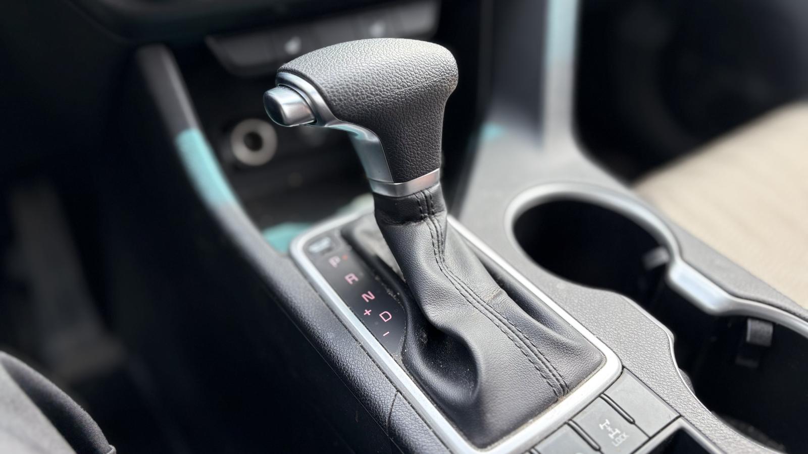 2022 Kia Sportage - Image 20