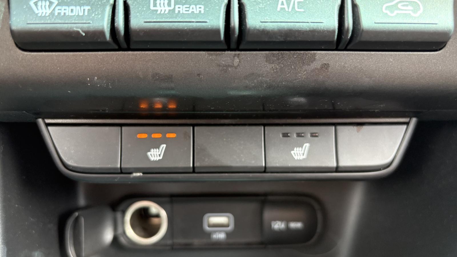 2022 Kia Sportage - Image 23