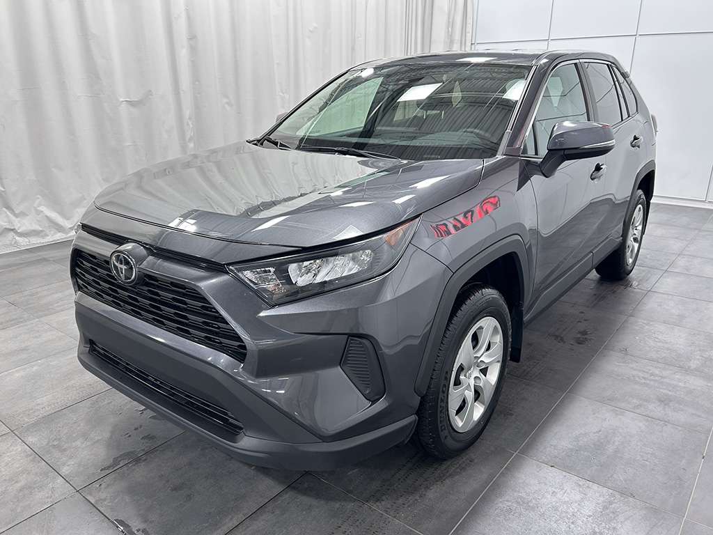 2023 Toyota Rav4 - Image 3