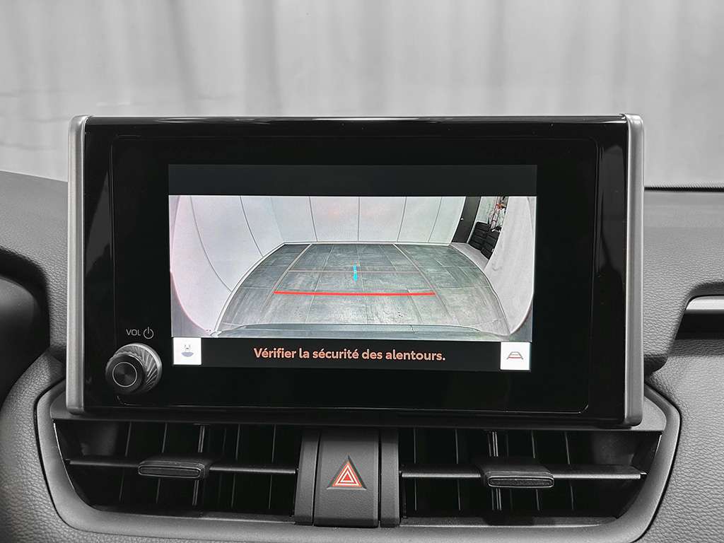 2023 Toyota Rav4 - Image 15