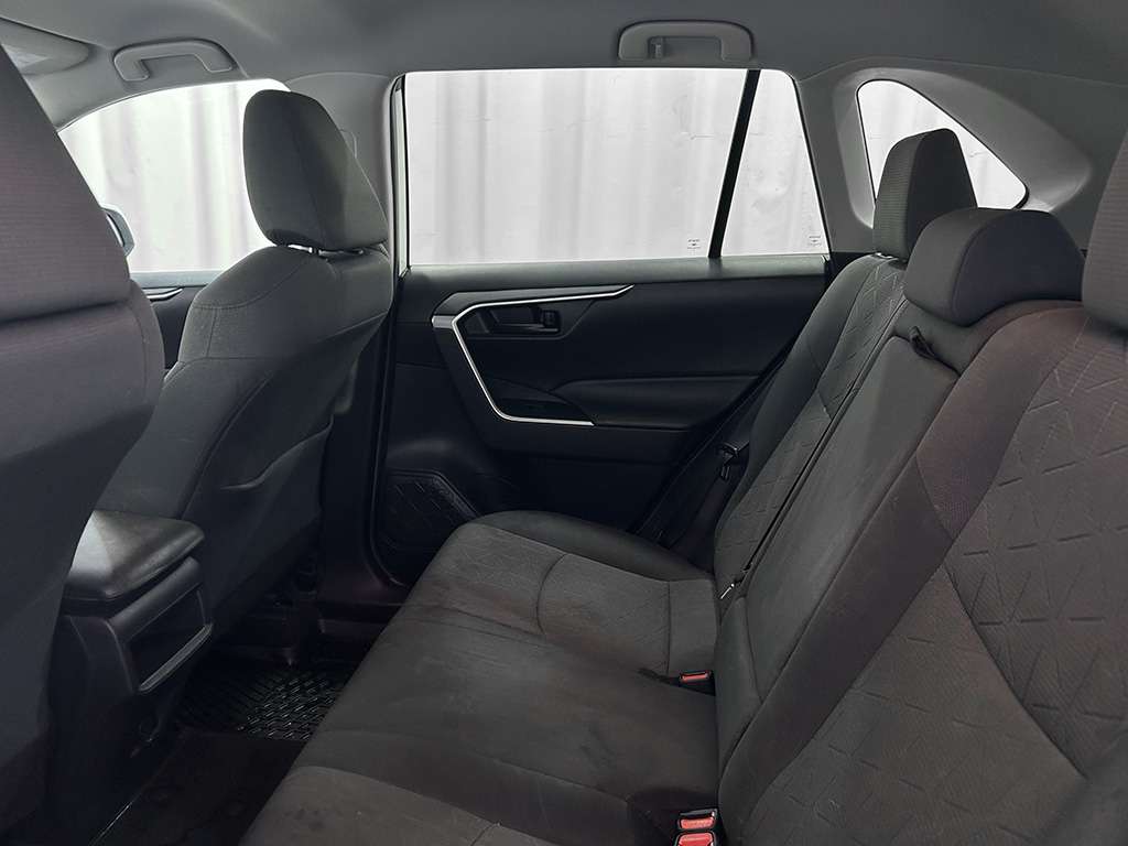 2020 Toyota Rav4 - Image 17