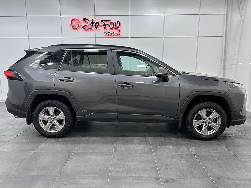 2023 Toyota Rav4 - Image 6