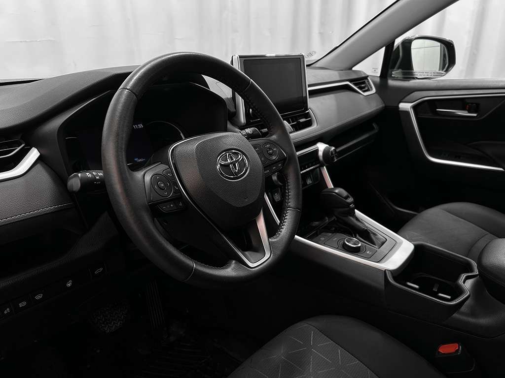 2023 Toyota Rav4 - Image 7