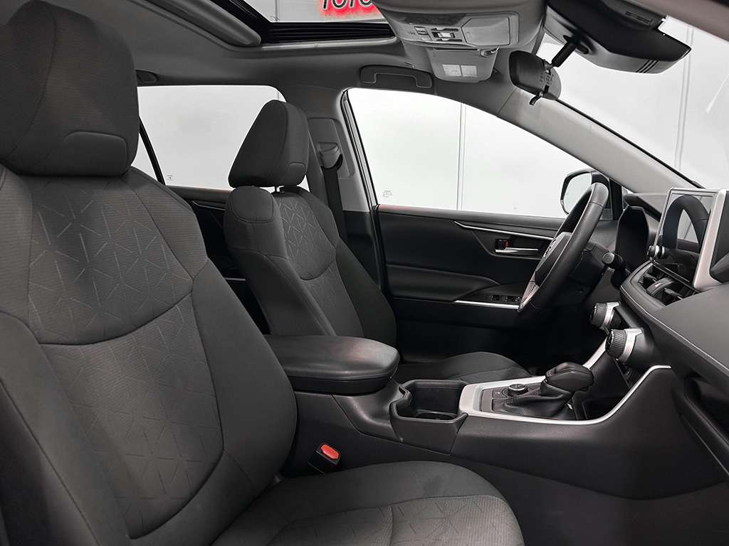 2023 Toyota Rav4 - Image 20
