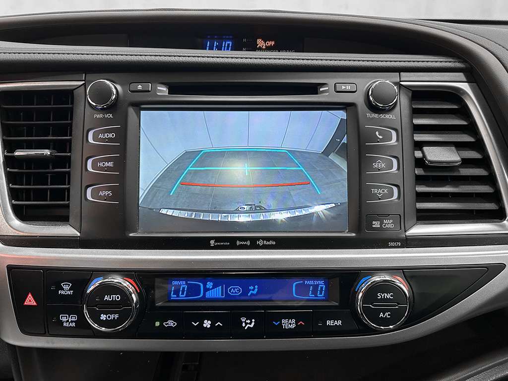 2018 Toyota Highlander - Image 15