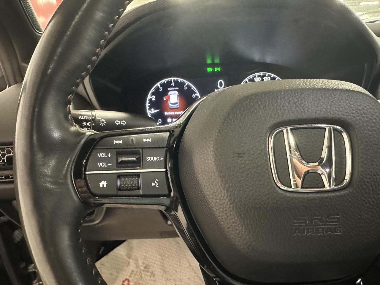 2023 Honda HR-V - Image 15