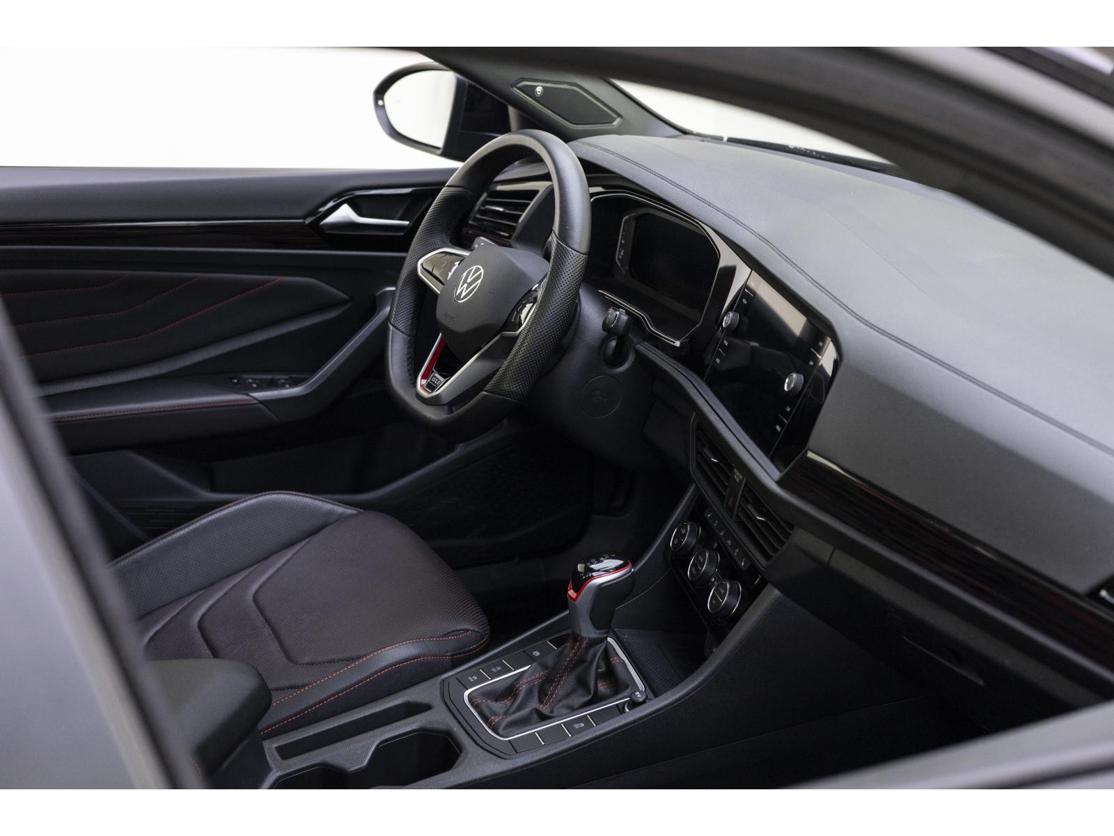 2024 Volkswagen Jetta - Image 12