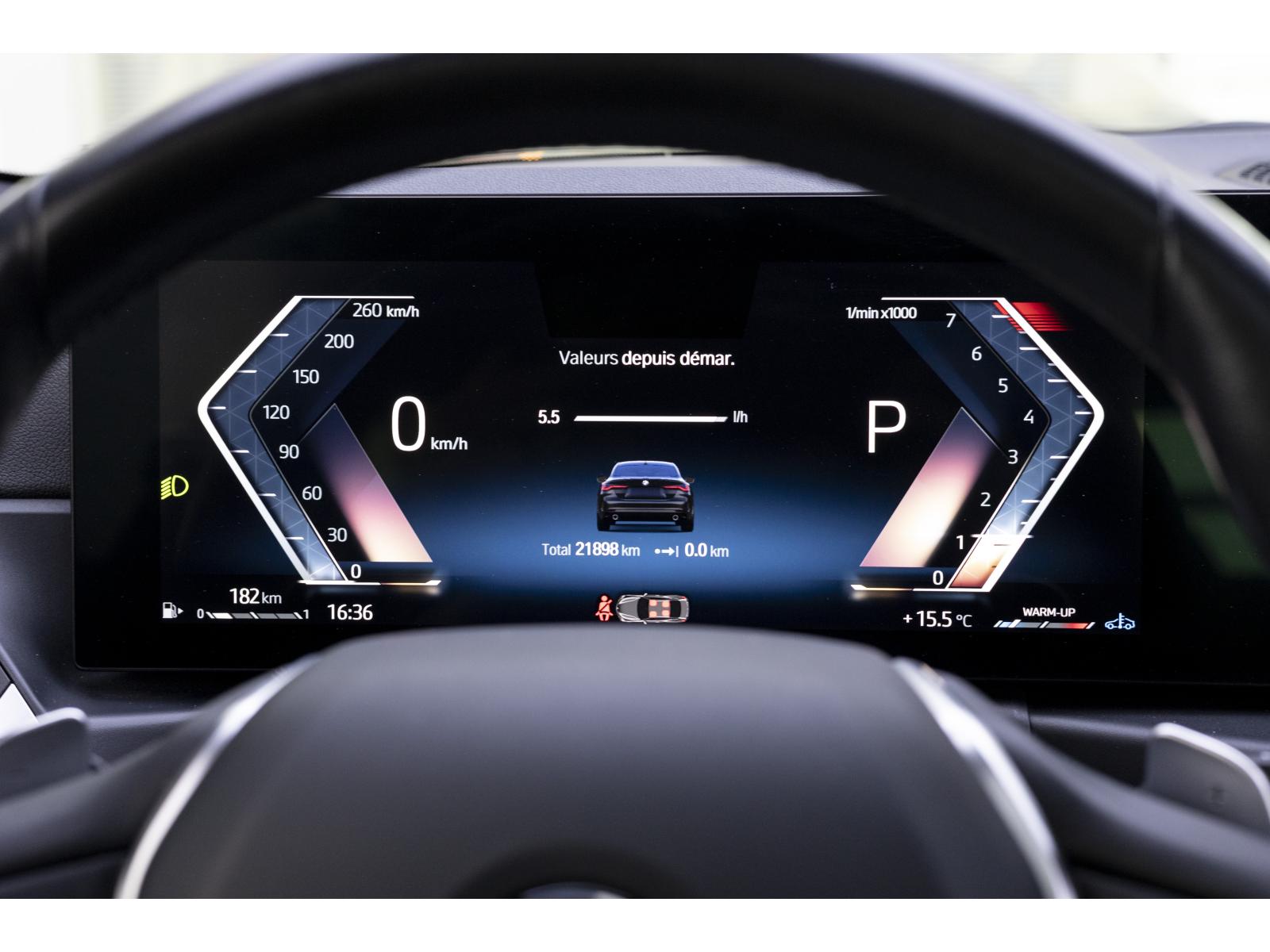 2024 BMW 4 - Image 18