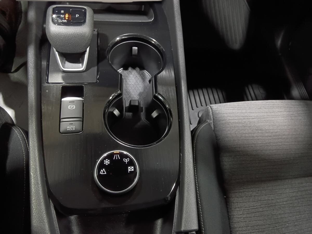 2023 Nissan Rogue - Image 19