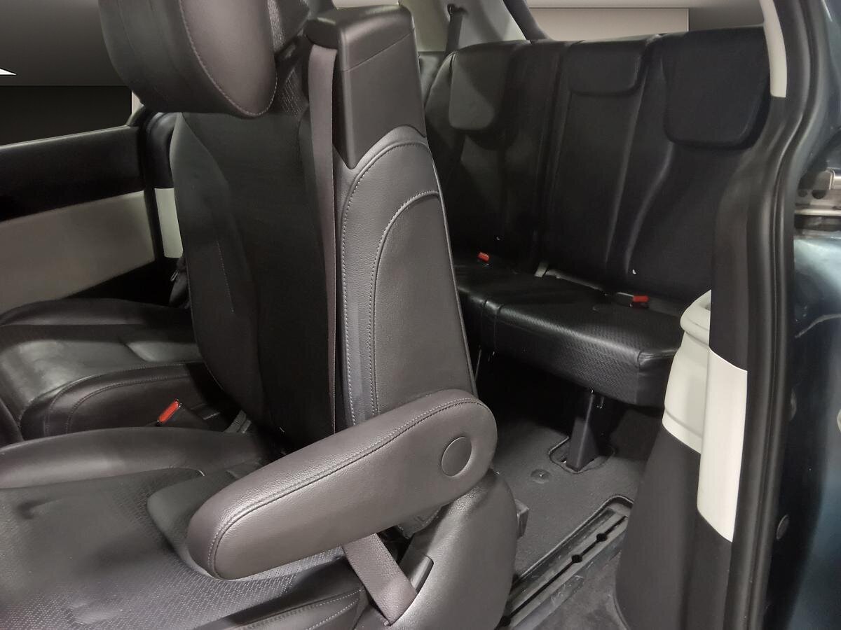 2024 Kia Carnival - Image 29
