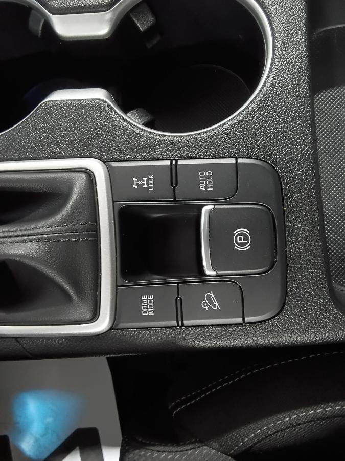 2022 Kia Sportage - Image 14