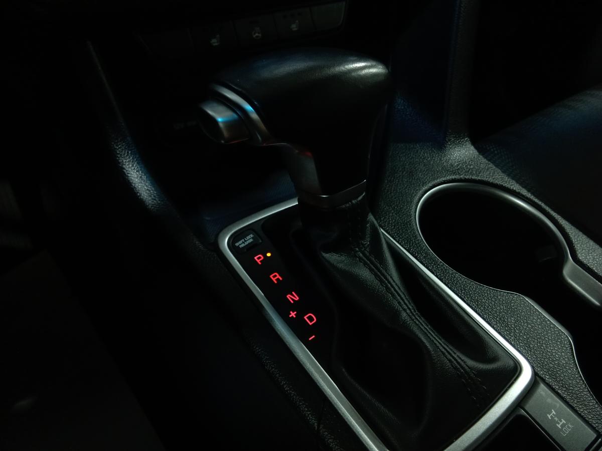 2022 Kia Sportage - Image 19