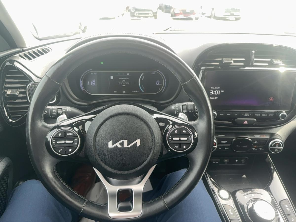 2023 Kia Soul EV - Image 10