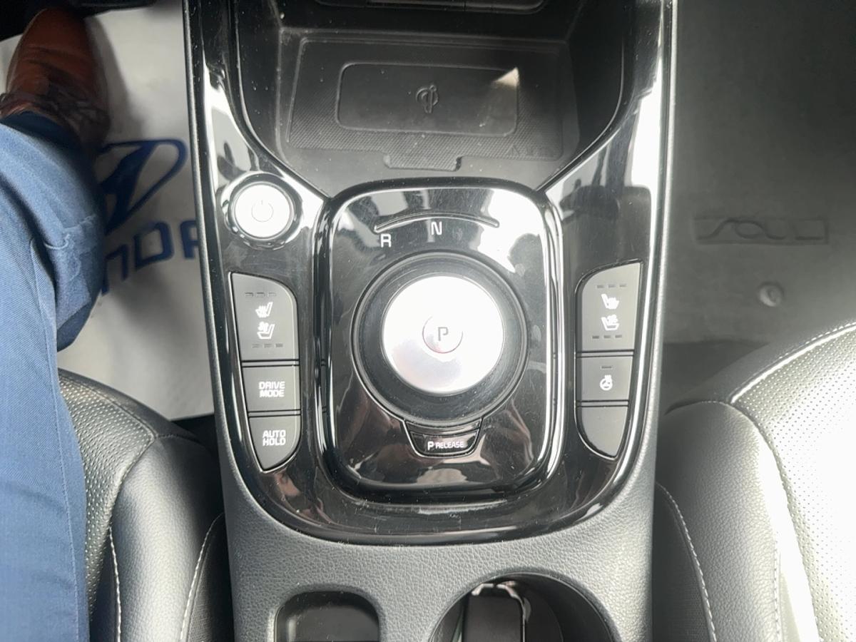 2023 Kia Soul EV - Image 14