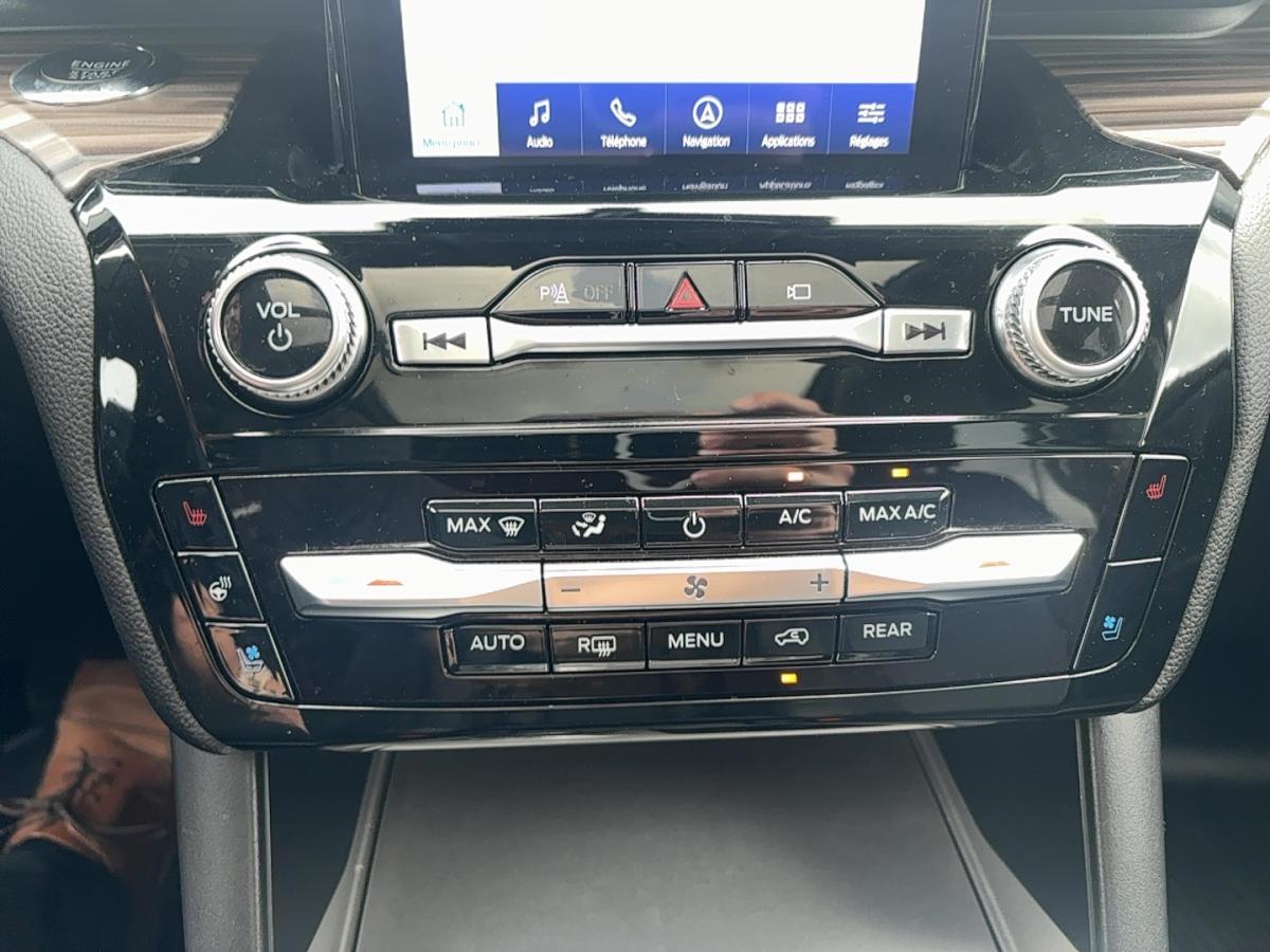 2023 Ford Explorer - Image 15