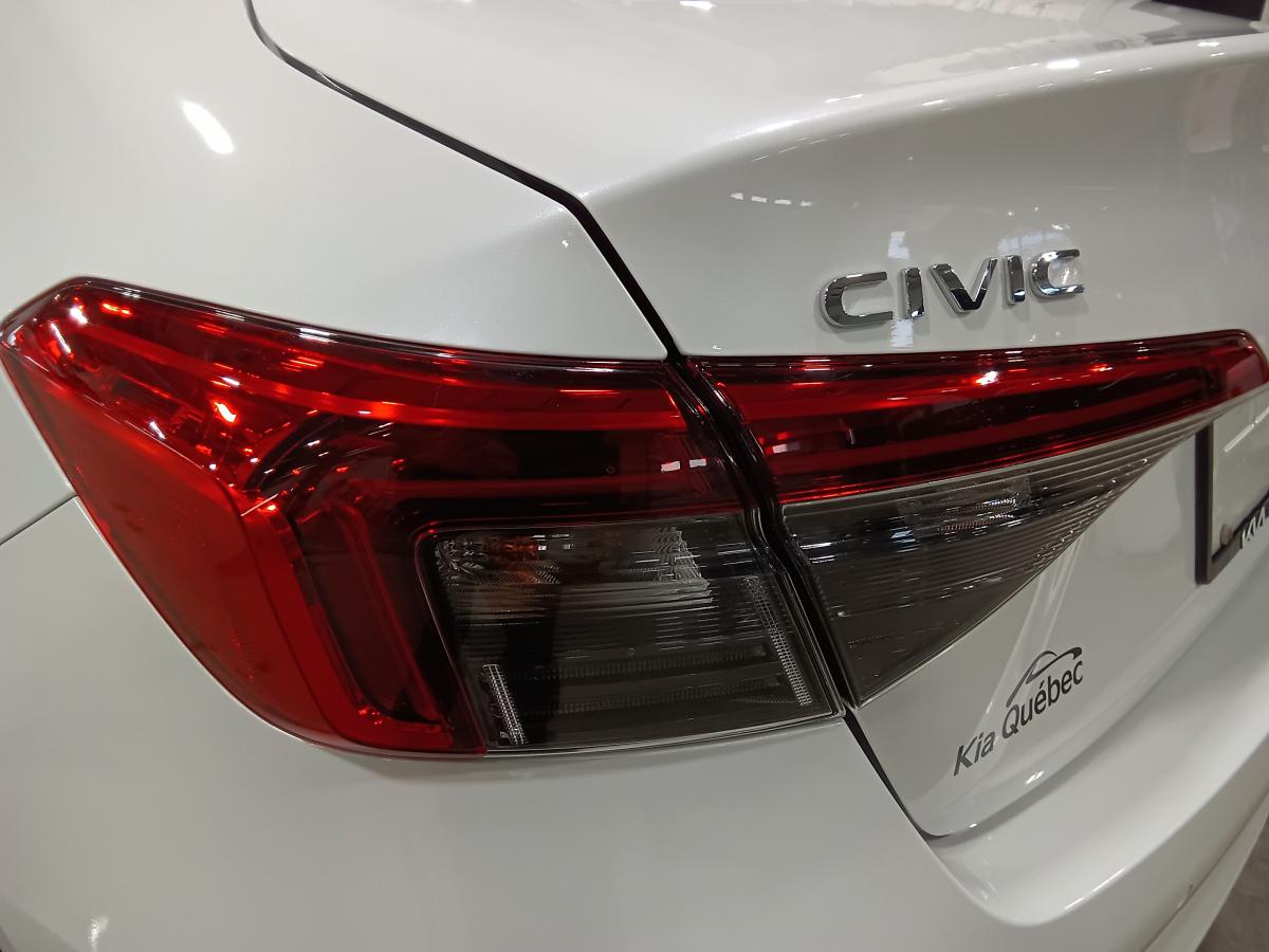 2022 Honda Civic - Image 19