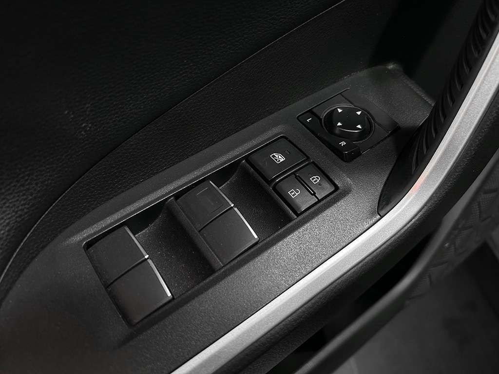 2021 Toyota Rav4 - Image 9
