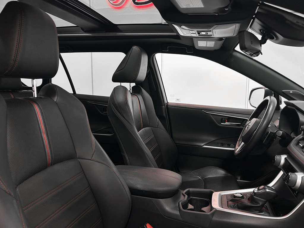 2021 Toyota Rav4 - Image 20