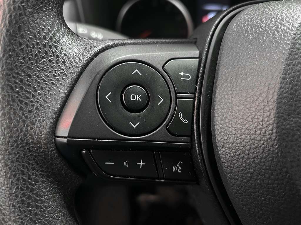 2022 Toyota Rav4 - Image 10