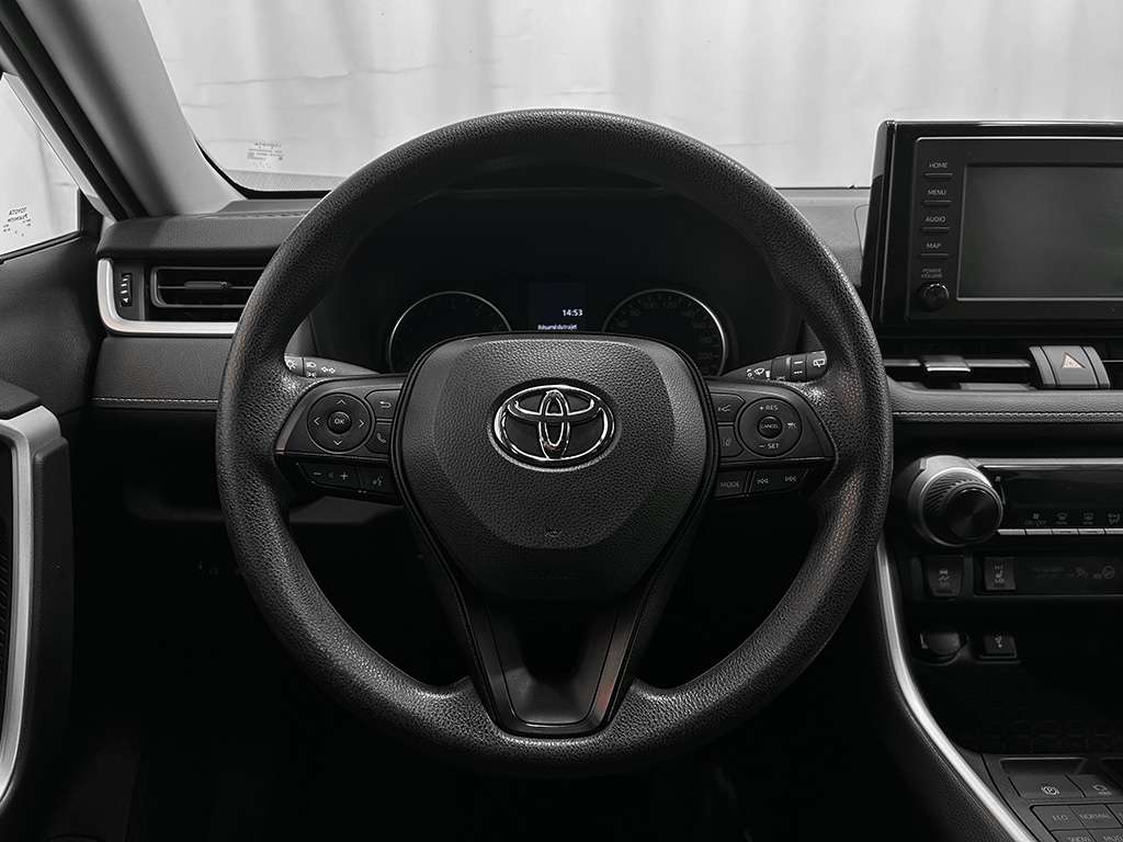 2022 Toyota Rav4 - Image 11